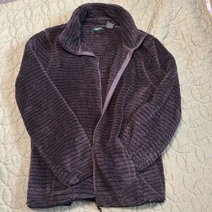 Black fuzzy full zip up sweater with pockets